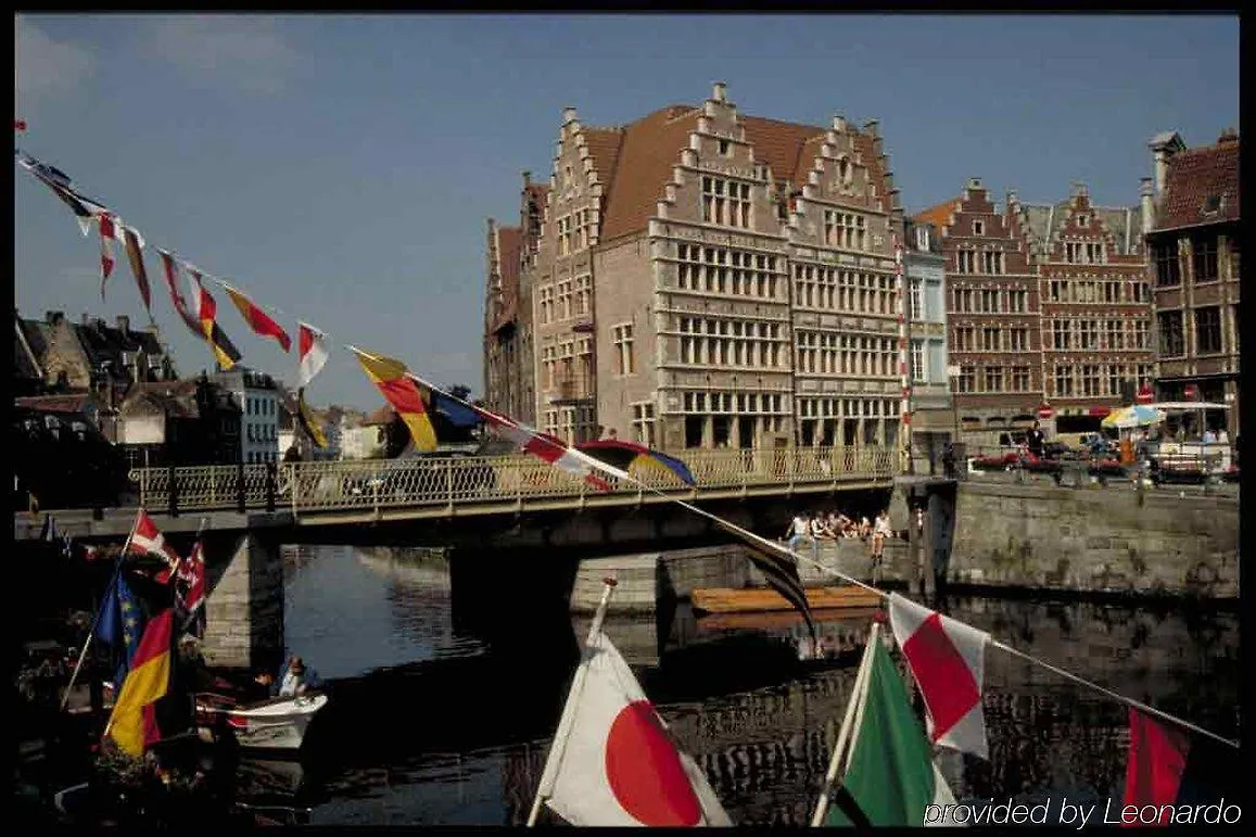 Ibis Gent Centrum St. Baafs Kathedraal 3*, Gand